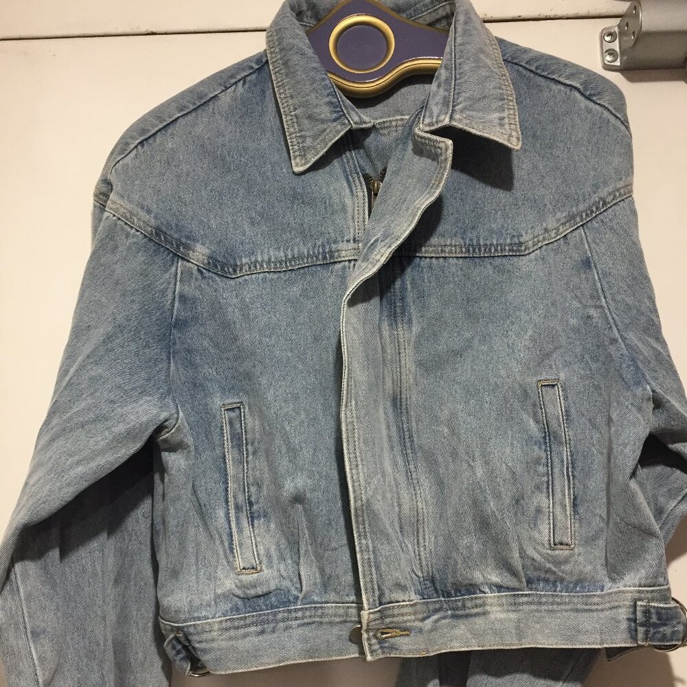 PINK LILY DENIM JACKETS SIZE M